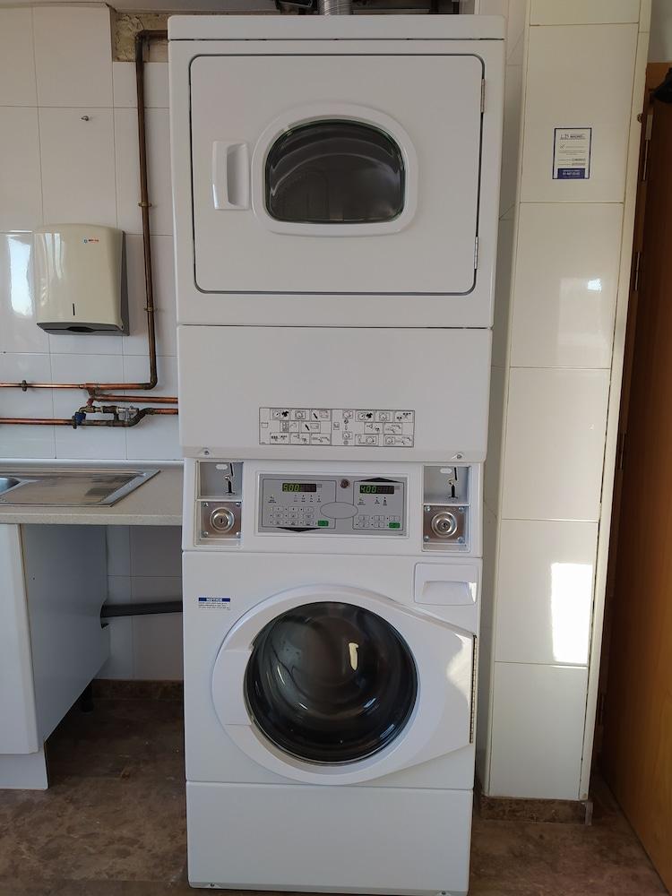 Quo Eraso Aparthotel 3*