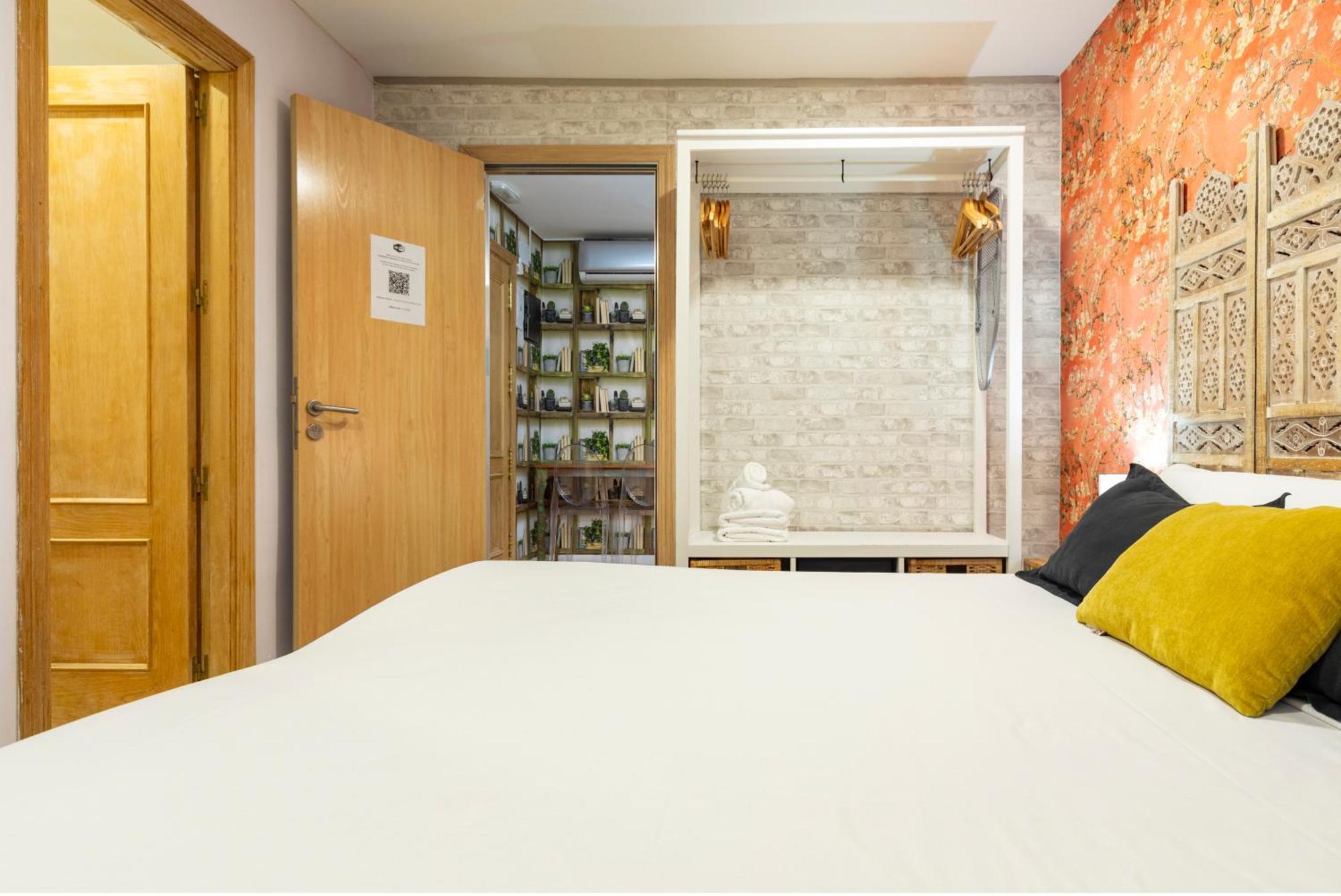 Quo Eraso Aparthotel 3*
